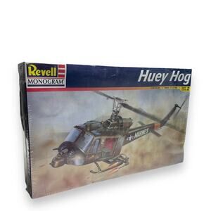 Revell Huey Hog Model Kit 85-5201 US Marines Military Helicopter Sealed New 1:48